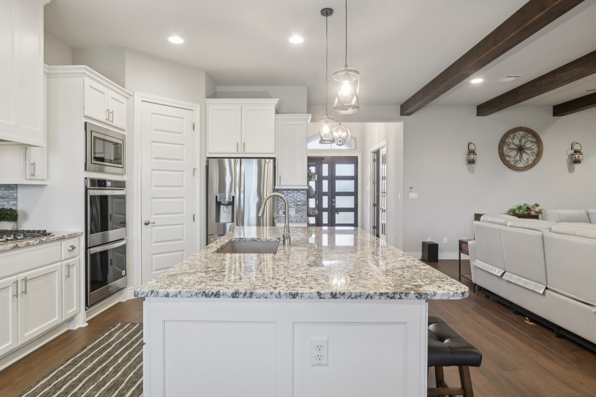 Houston Cv-S0512-027.jpg