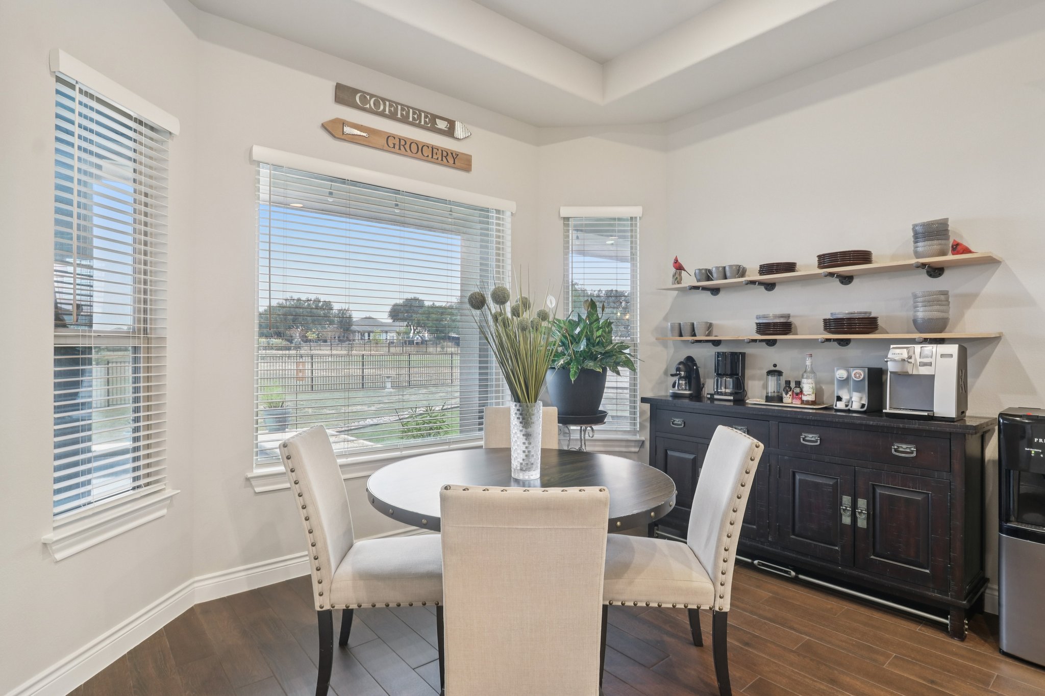 Houston Cv-S0512-031.jpg