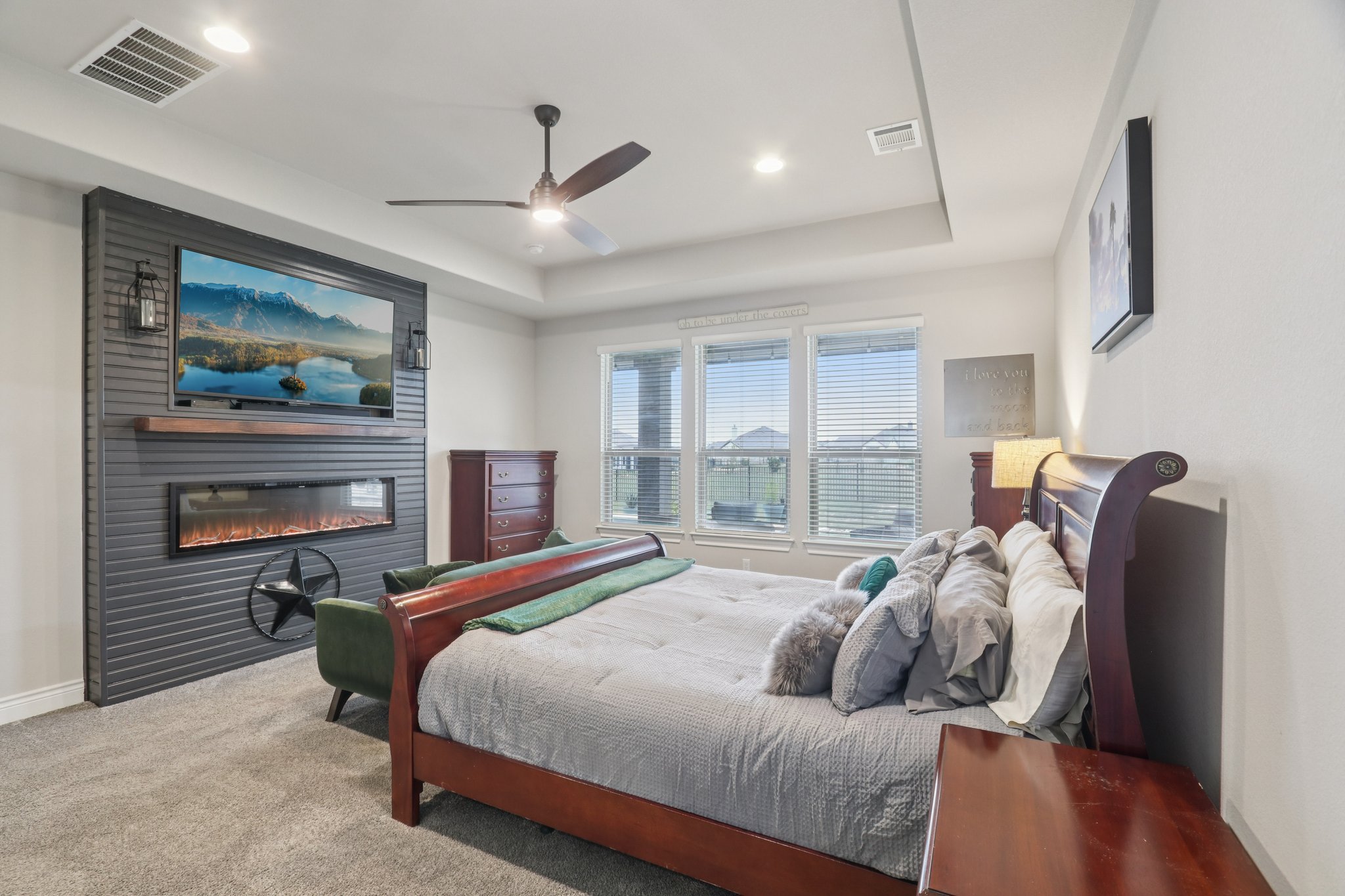 Houston Cv-S0512-039.jpg