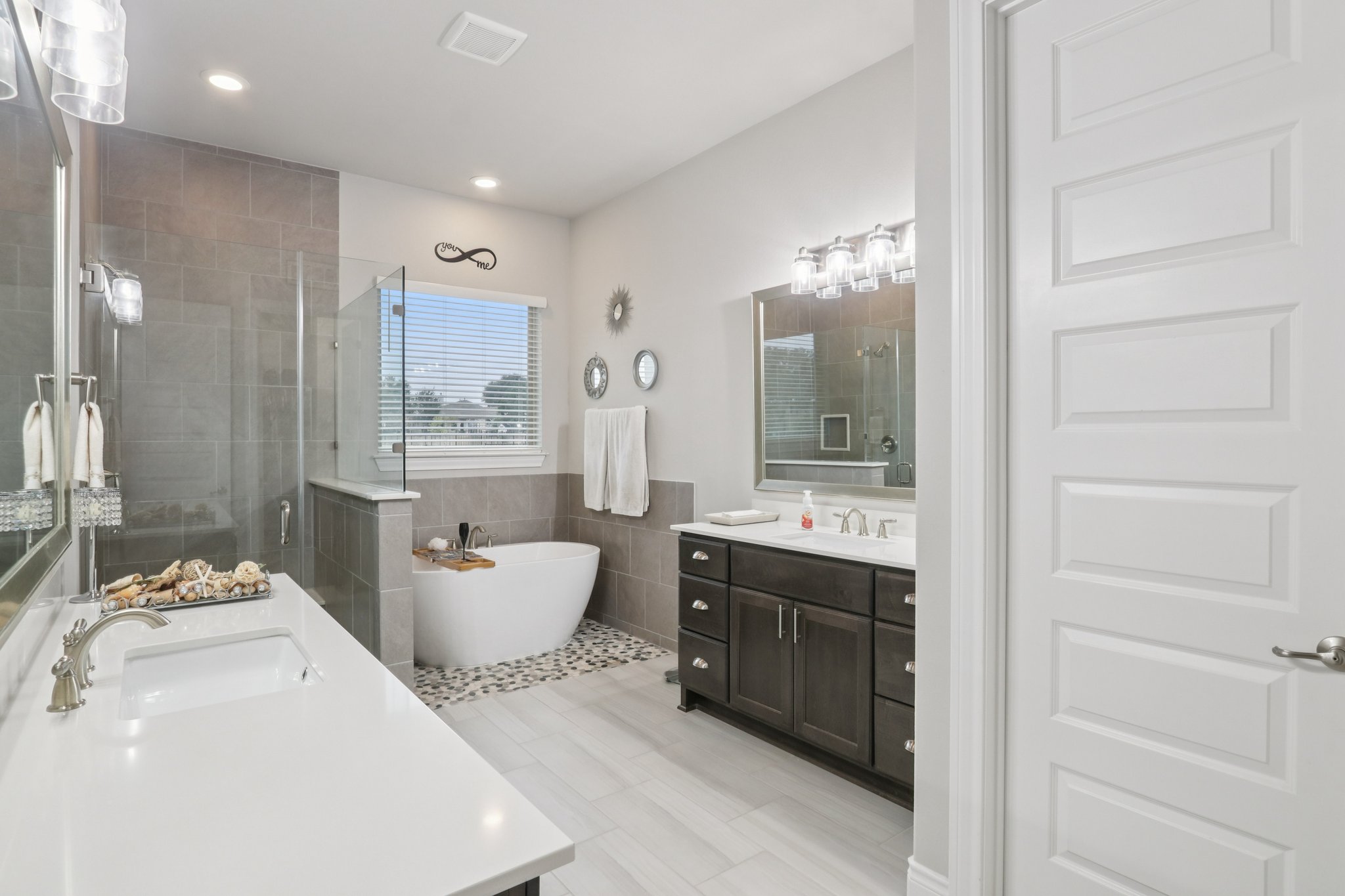 Houston Cv-S0512-041.jpg