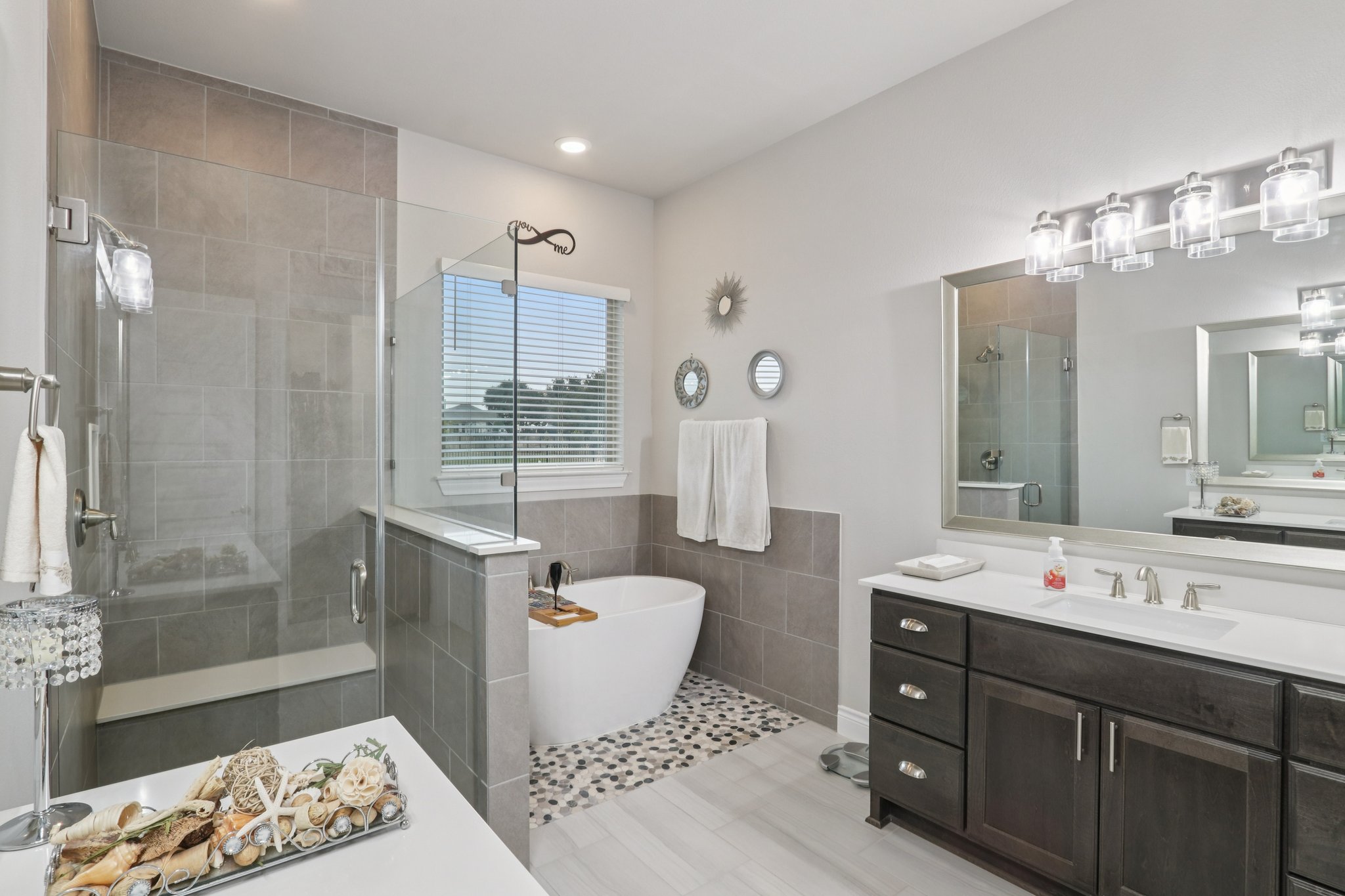 Houston Cv-S0512-043.jpg