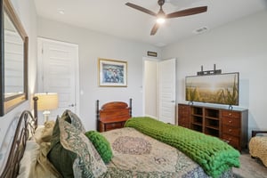 Houston Cv-S0512-056.jpg