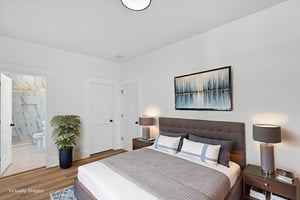 _DSC0972 virtually staged.jpeg