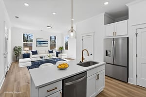 _DSC0885 virtually staged.jpeg