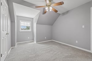 Kyle Ln-2106-040.jpg