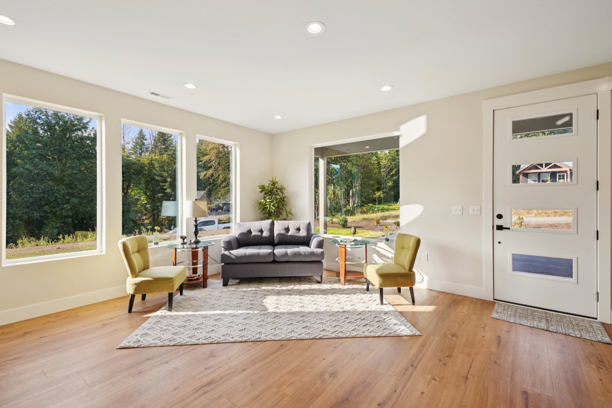 Lily Ln-S0108-008.jpg