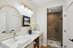 Lily Ln-S0108-036.jpg