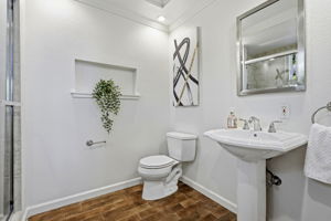  Photo 28