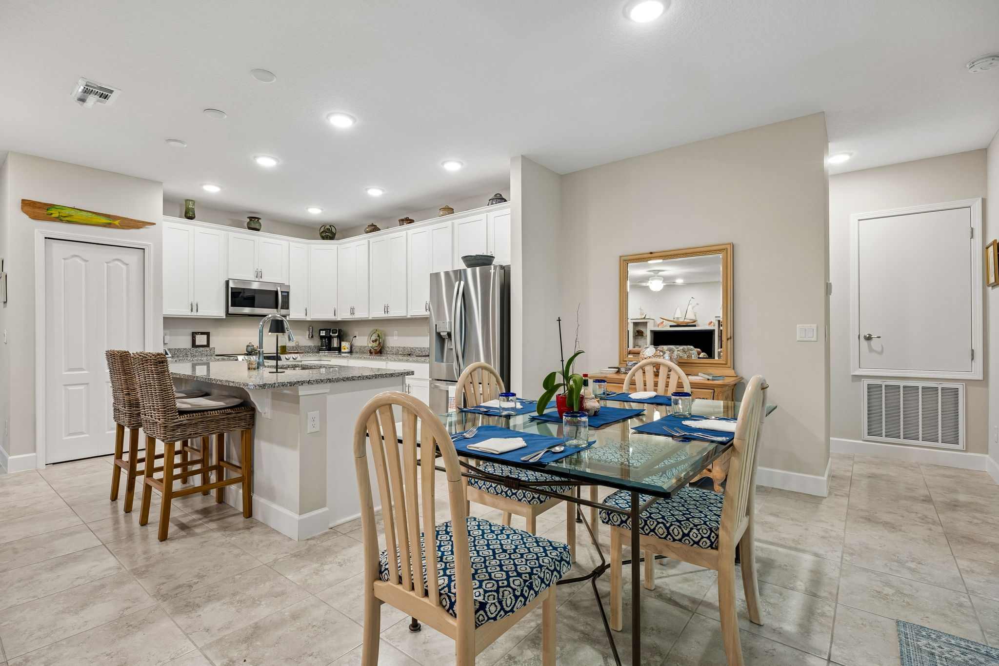 Kitchen/Breakfast Area