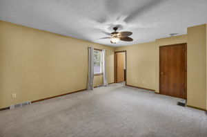  Photo 86