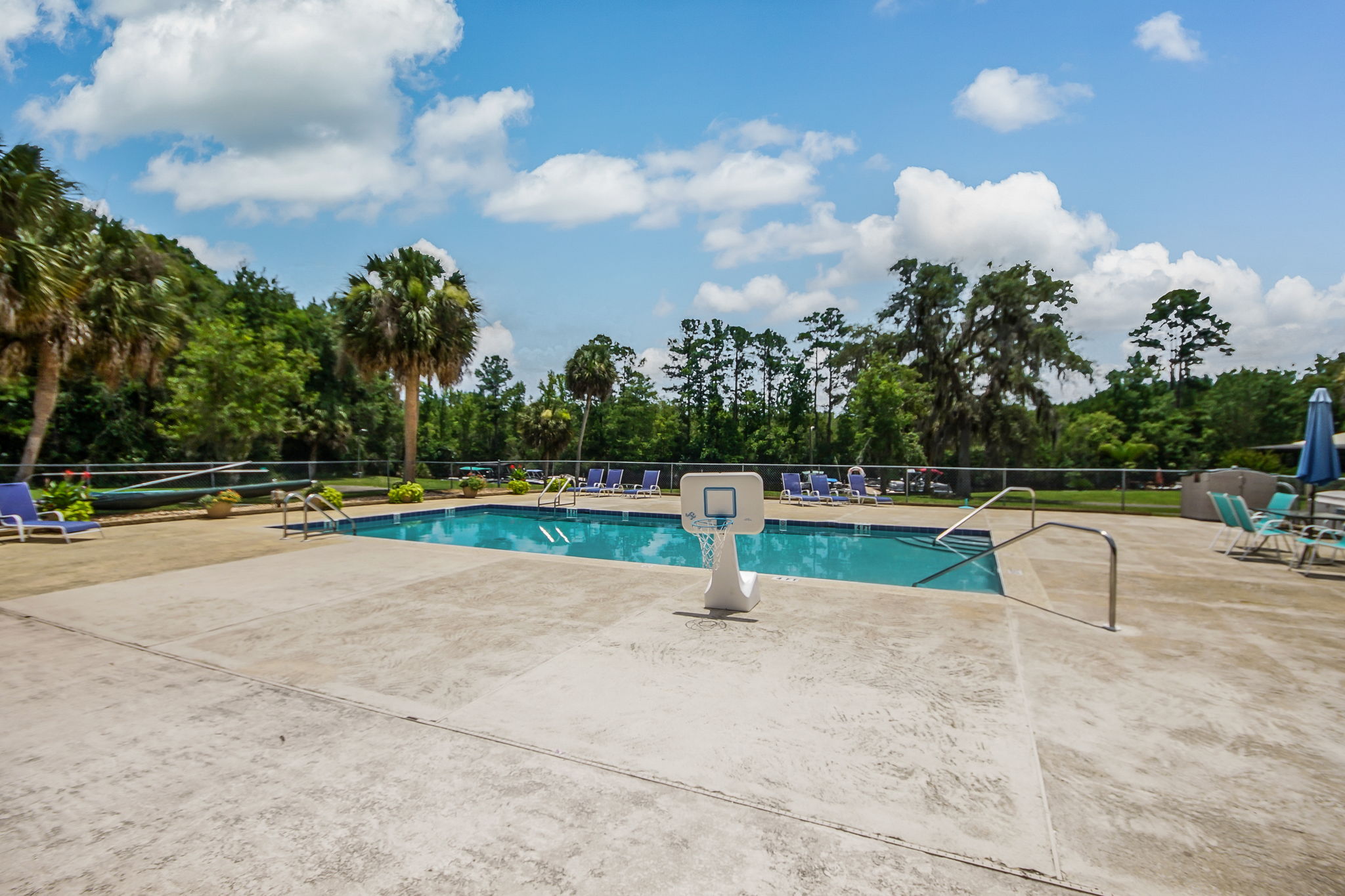 Club House Pool