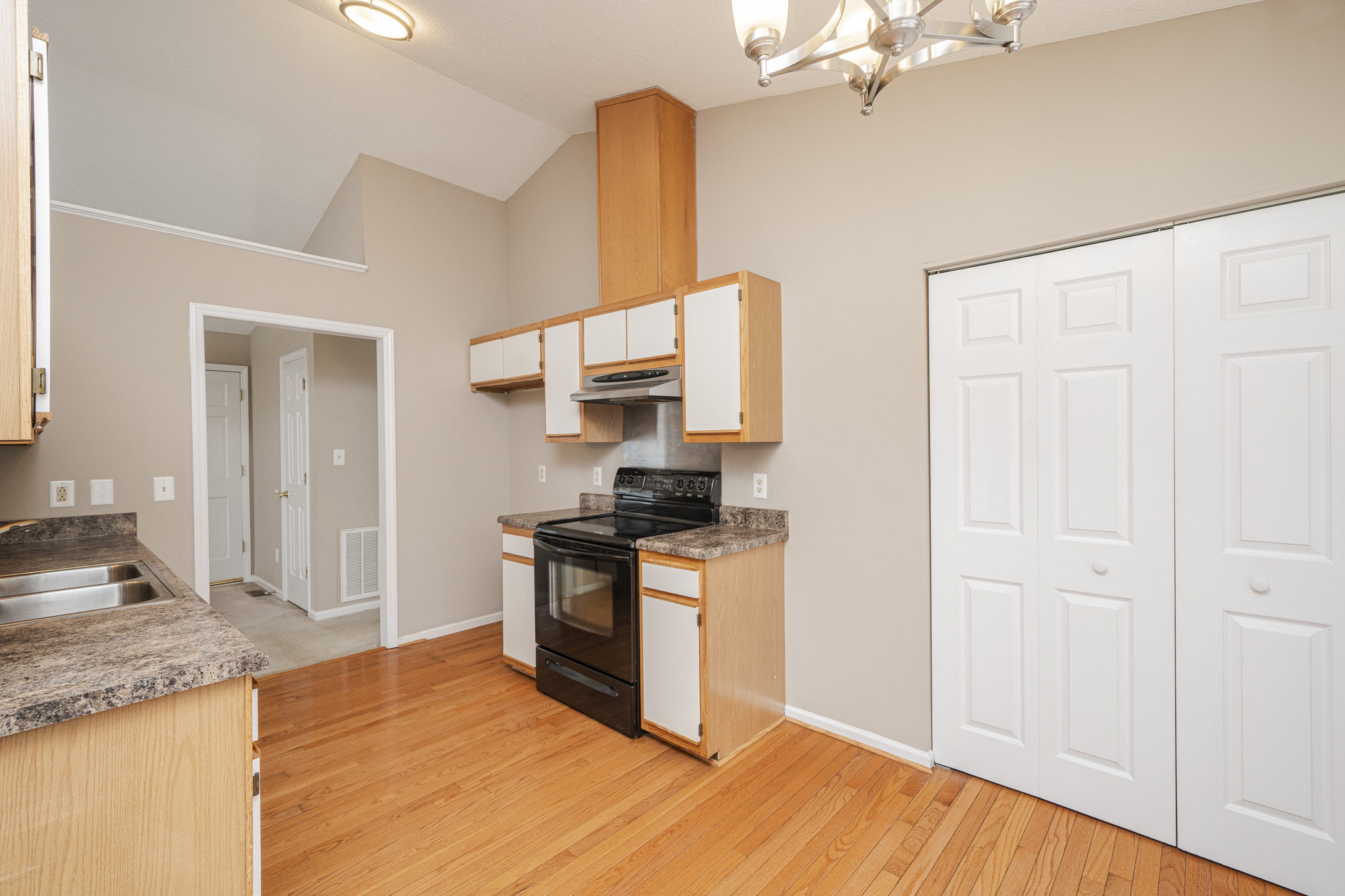 105 Pineview Dr, Zebulon, NC 27597, USA Photo 19