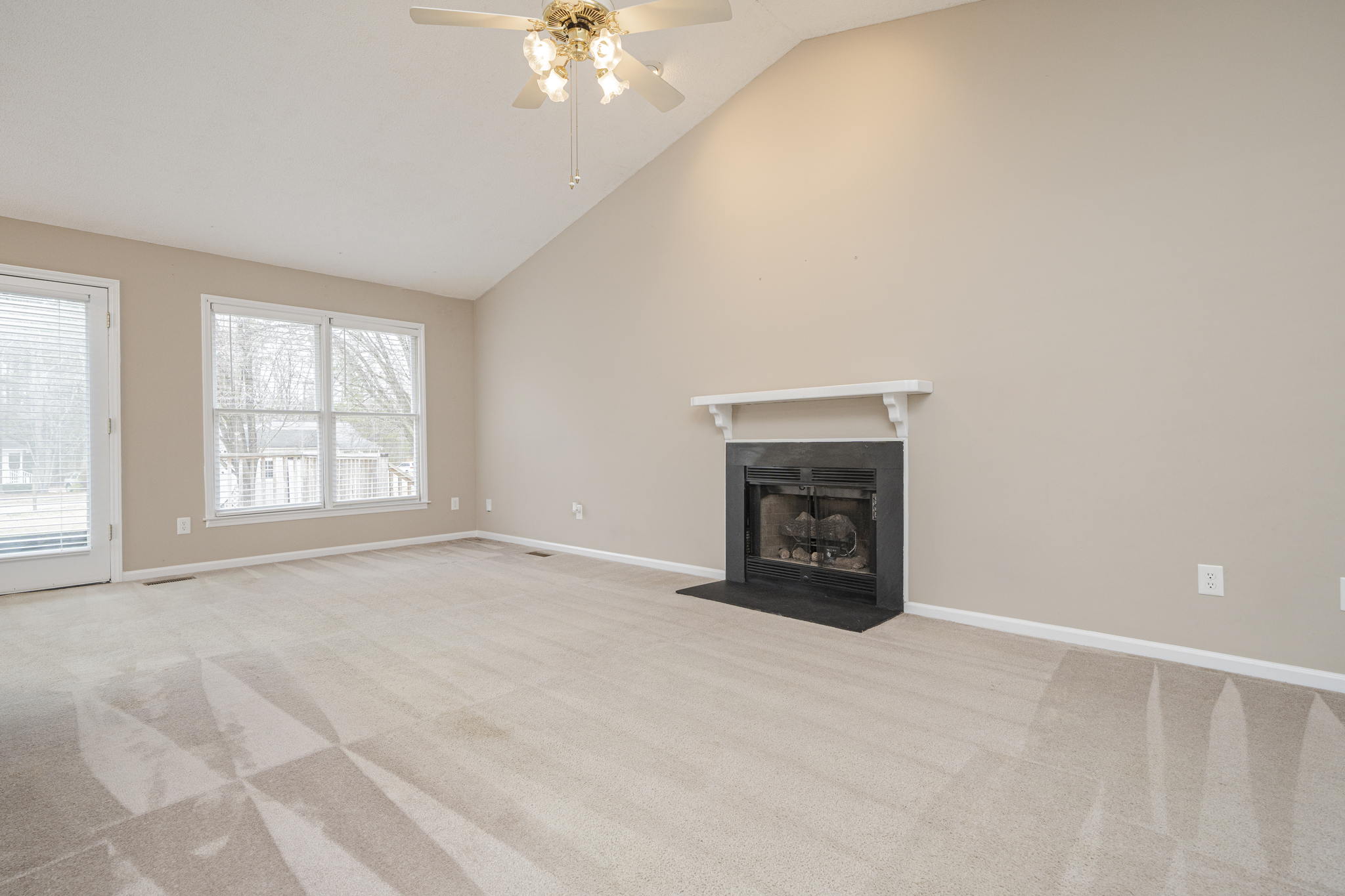 105 Pineview Dr, Zebulon, NC 27597, USA Photo 12