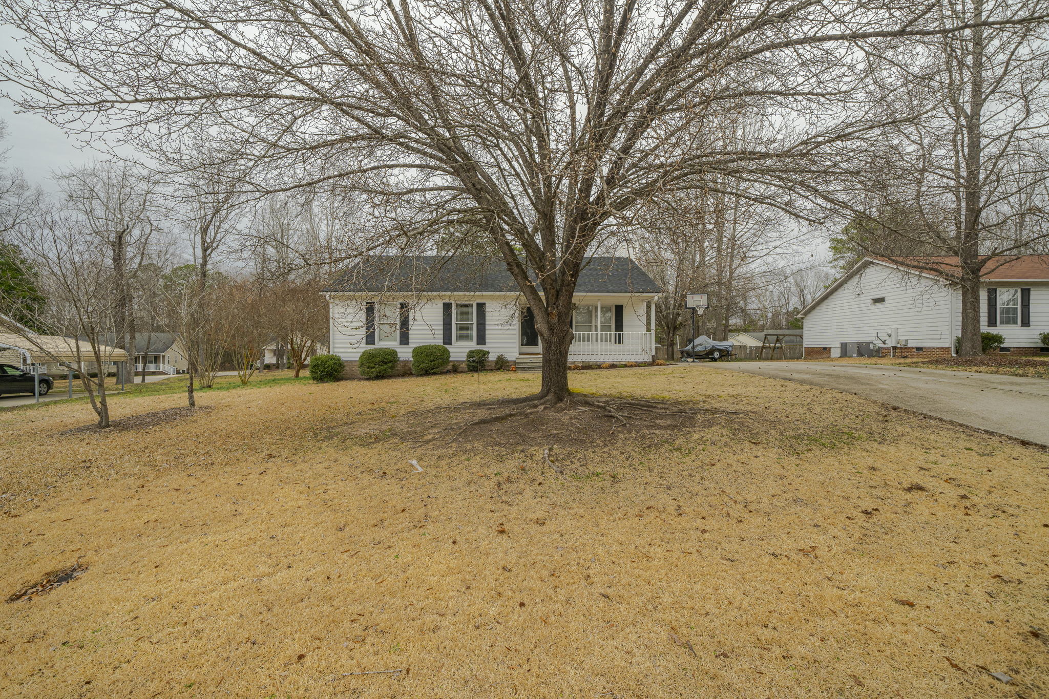 105 Pineview Dr, Zebulon, NC 27597, USA Photo 5