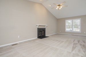 105 Pineview Dr, Zebulon, NC 27597, USA Photo 14