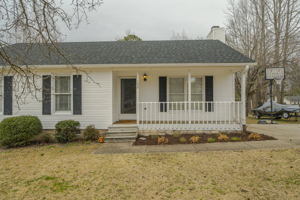 105 Pineview Dr, Zebulon, NC 27597, USA Photo 7