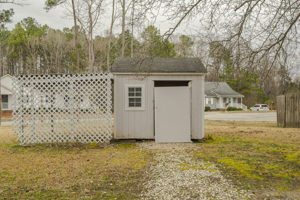 105 Pineview Dr, Zebulon, NC 27597, USA Photo 40