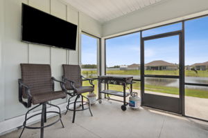 Screened-in Porch