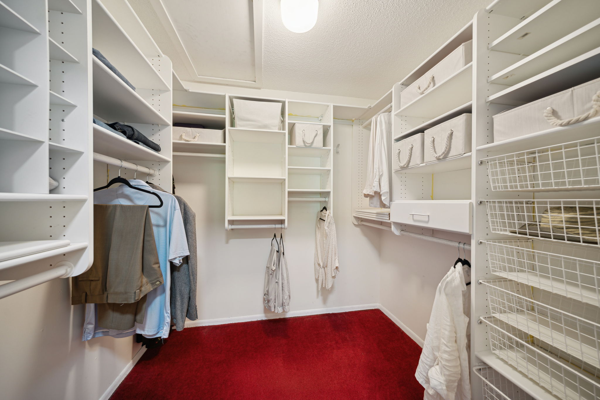 28_Interior