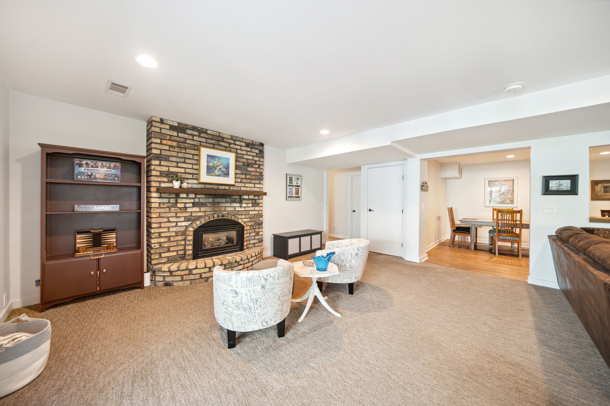 32_Interior