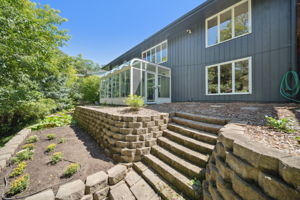 43_Exterior