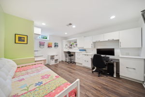 24_Interior