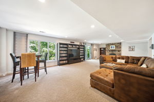 36_Interior