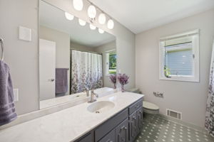 27_Interior
