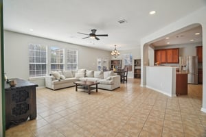 Springtree Cliff-009.jpg