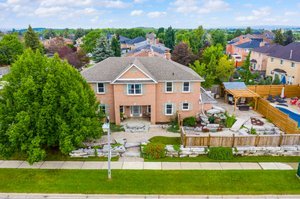 105 St Michaels Crescent, Bolton, ON L7E 5Y4, Canada Photo 5