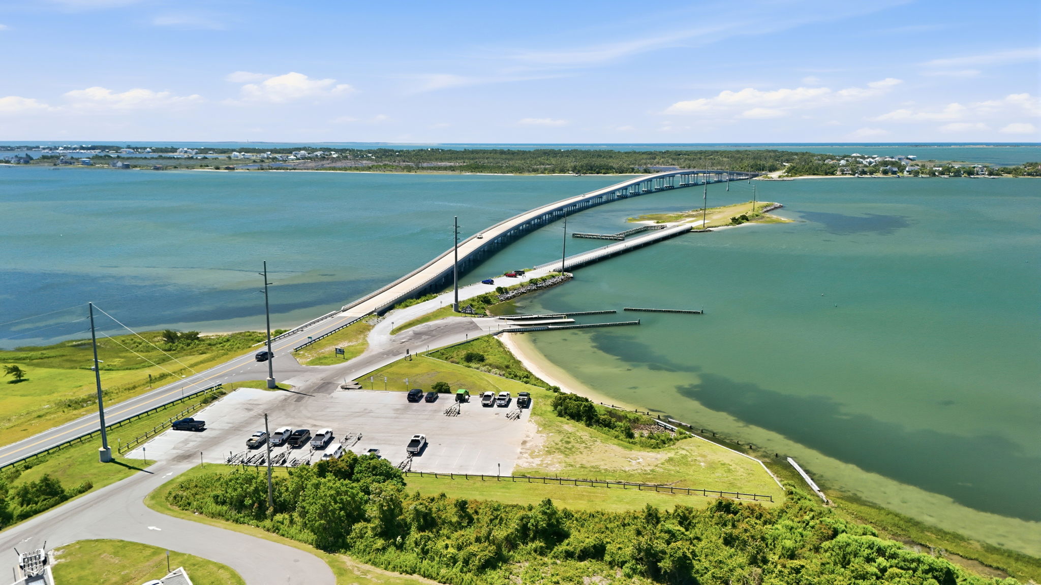 Bridge to Harkers Island w/Boat Access