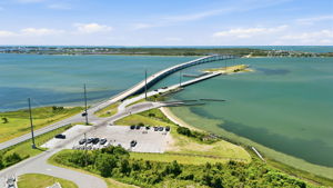 Bridge to Harkers Island w/Boat Access