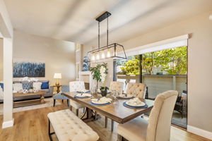 016_105 Strathmore Pl