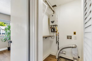 039_105 Strathmore Pl