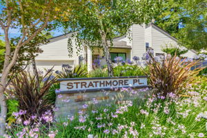 050_105 Strathmore Pl