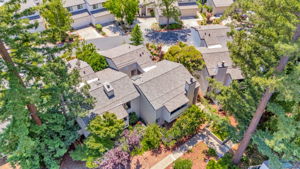 009_AERIAL_ 105 Strathmore Pl 