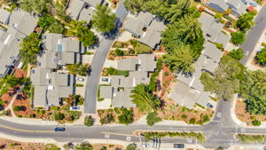 012_AERIAL_ 105 Strathmore Pl 