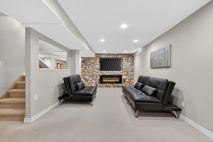  Photo 45