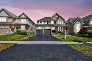 105 The Queensway, Barrie_101 day to dusk.jpeg