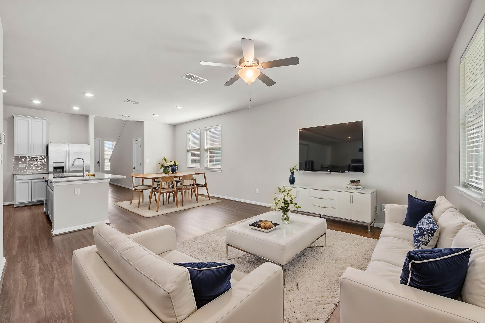 MVM06765 virtually staged.jpeg