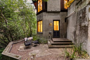  Photo 47