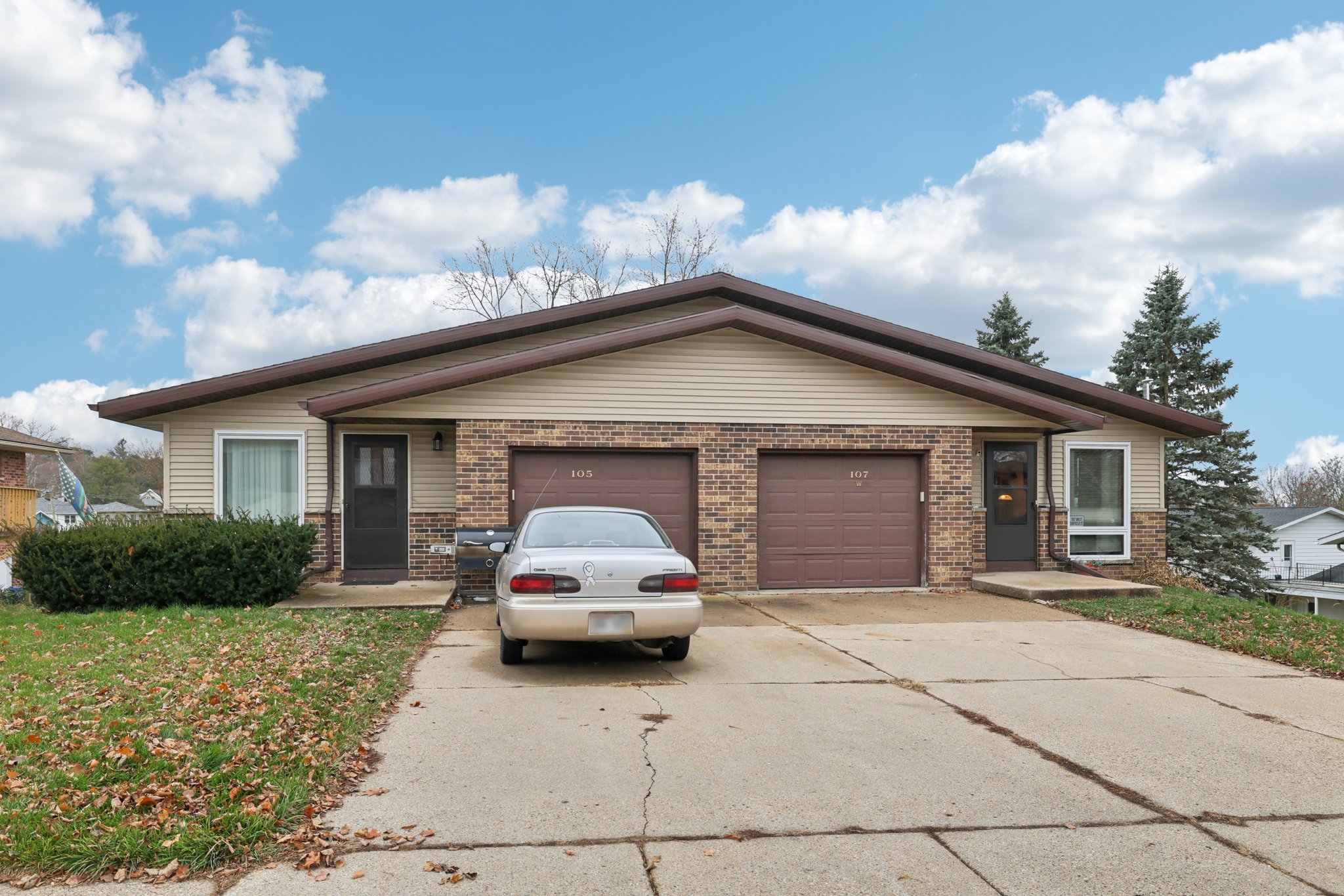 W Garfield St-S2611-003.jpg