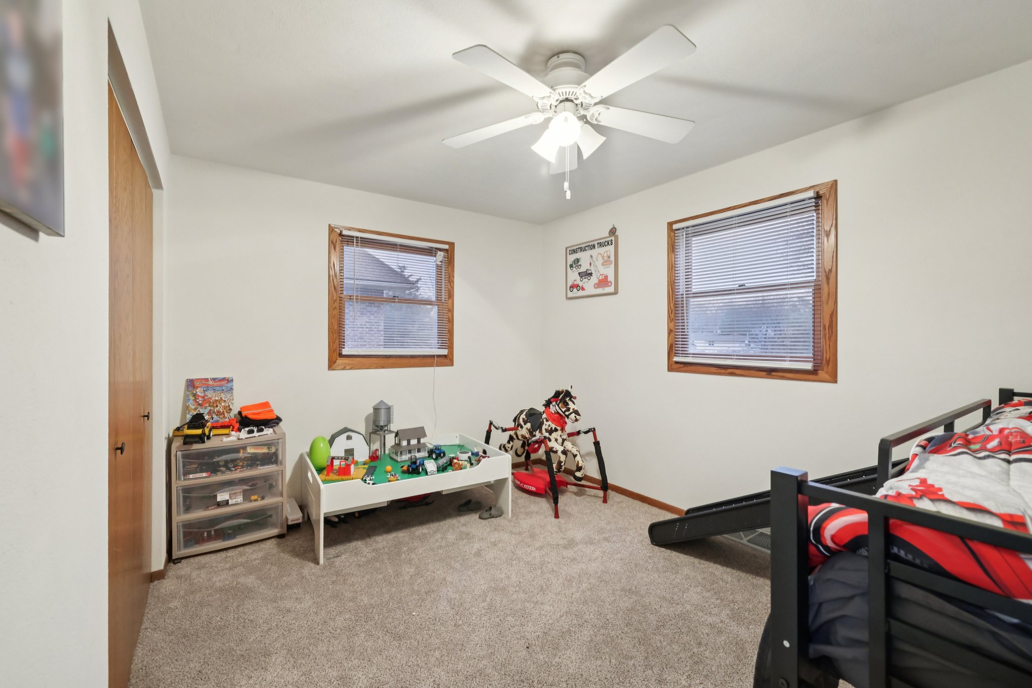 W Garfield St-S2611-039.jpg