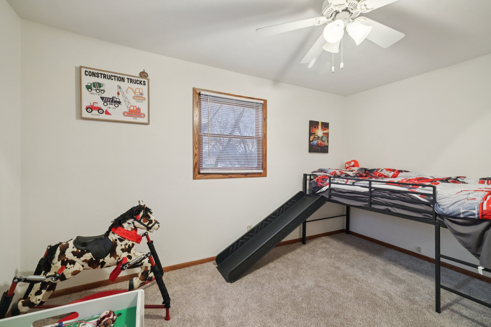 W Garfield St-S2611-040.jpg