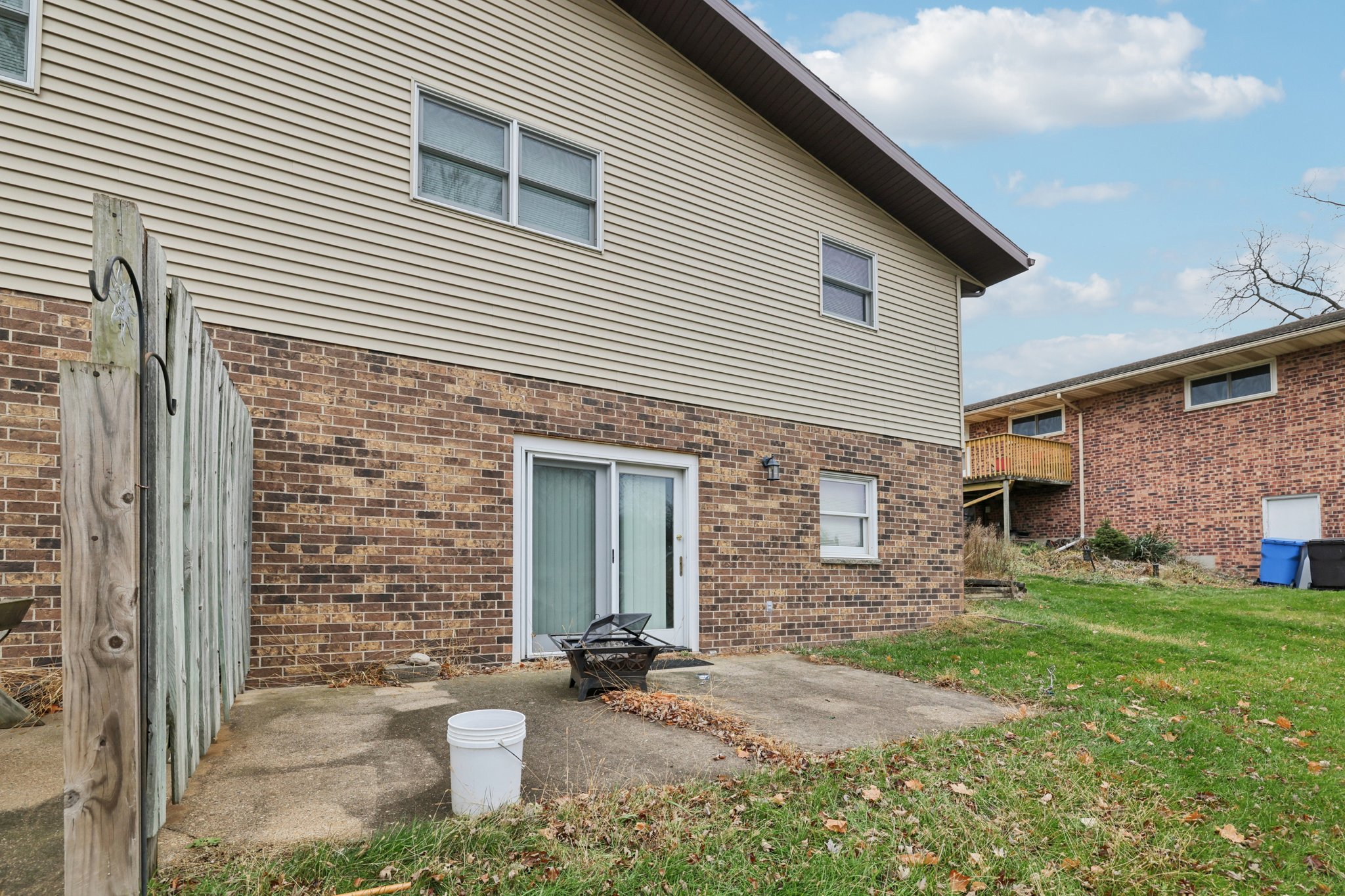 W Garfield St-S2611-044.jpg