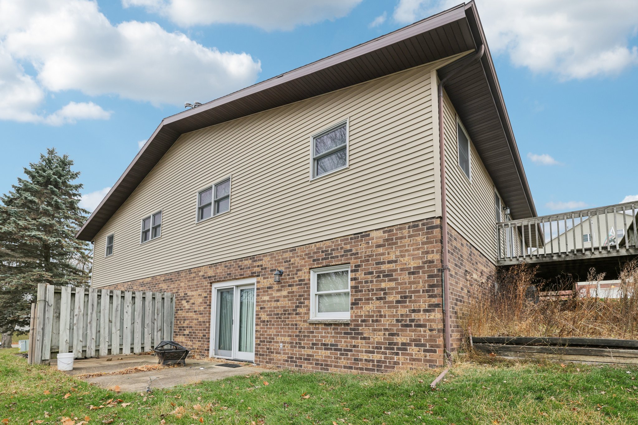 W Garfield St-S2611-045.jpg