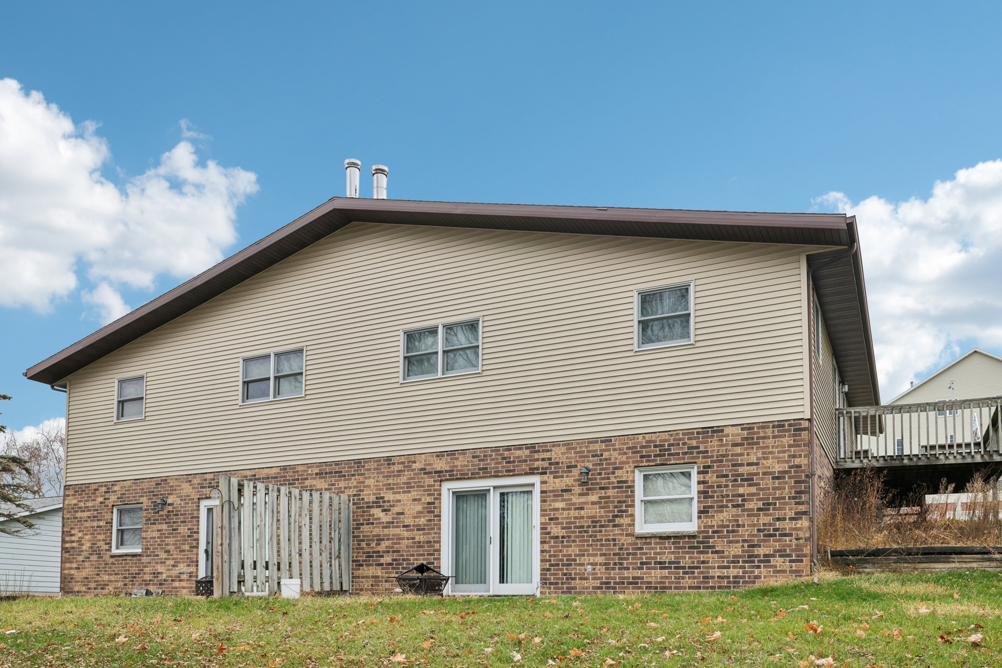 W Garfield St-S2611-047.jpg