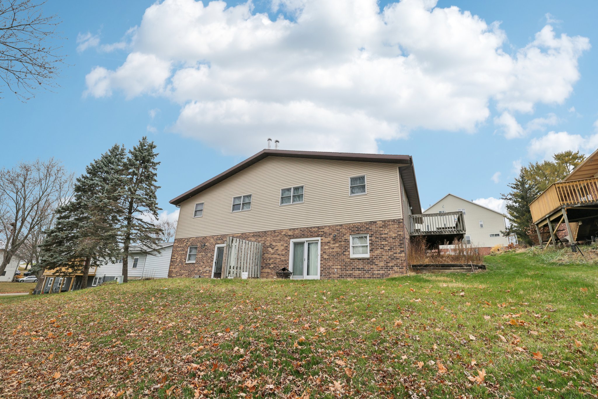 W Garfield St-S2611-048.jpg