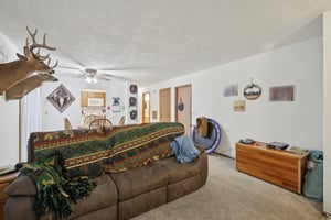 W Garfield St-S2611-013.jpg