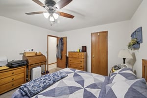 W Garfield St-S2611-029.jpg